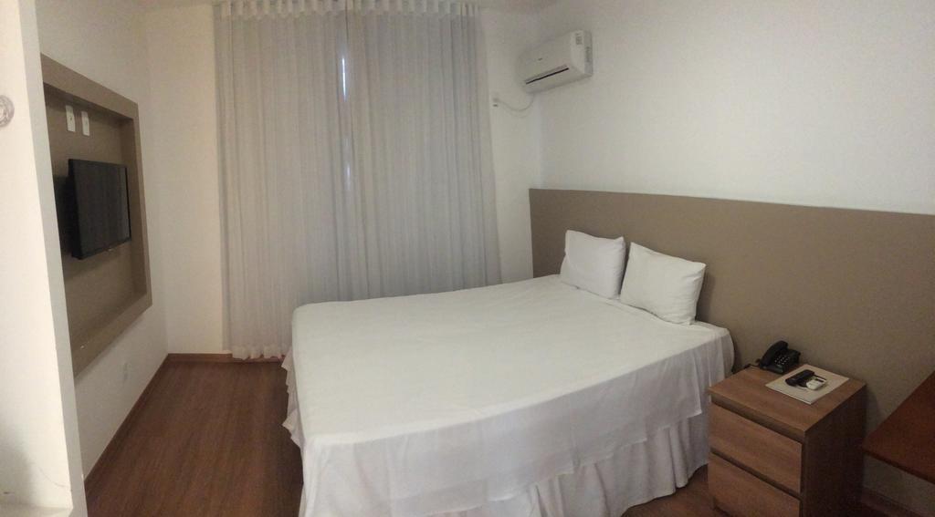 Lord Hotel Aeroporto Confins ヴェスパシアーノ エクステリア 写真