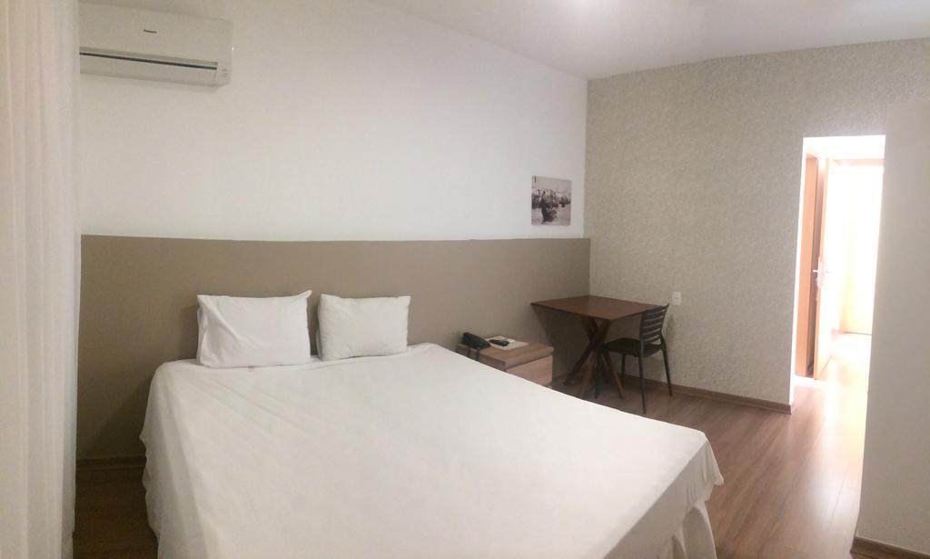 Lord Hotel Aeroporto Confins ヴェスパシアーノ エクステリア 写真